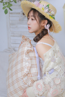 14岁小女孩rapper无极